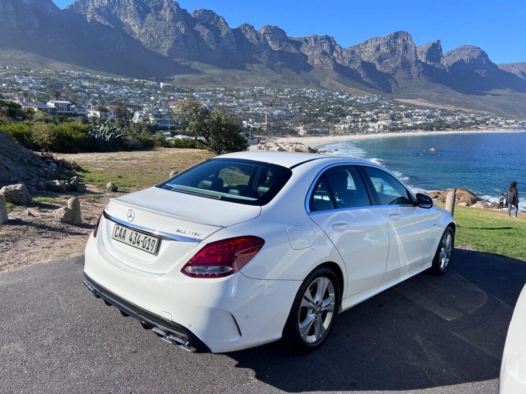 Explore Cape Town: Top Private Driver Services & Chauffeur Hire 3 How to choose the right private driver