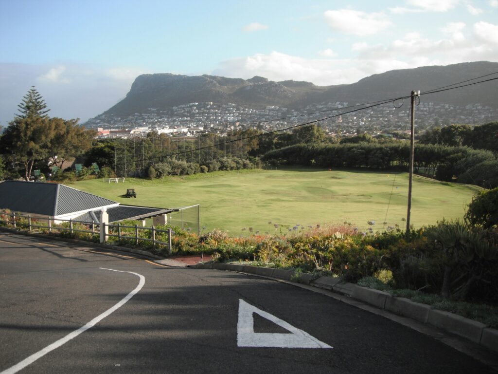 Cape Town Shuttle Service: Group Transfers in Cape Town 6 Explore Cape Town with Shuttle Services