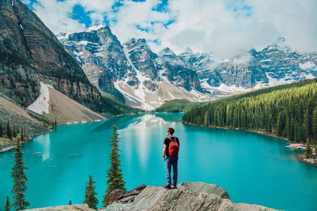 Top Places to Visit in Canada: A Guide to Must-See Destinations Top Places to Visit in Canada